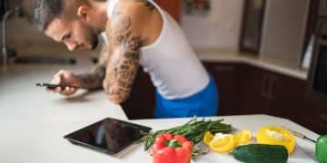 2500 Calorie Bodybuilding Plan: 3 Adjustments for 2025 Gains - Cover Image