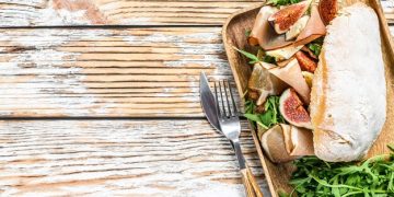 The 5-Ingredient Bodybuilding Nutrition Plan: Simple, Effective, Budget-Friendly - Cover Image